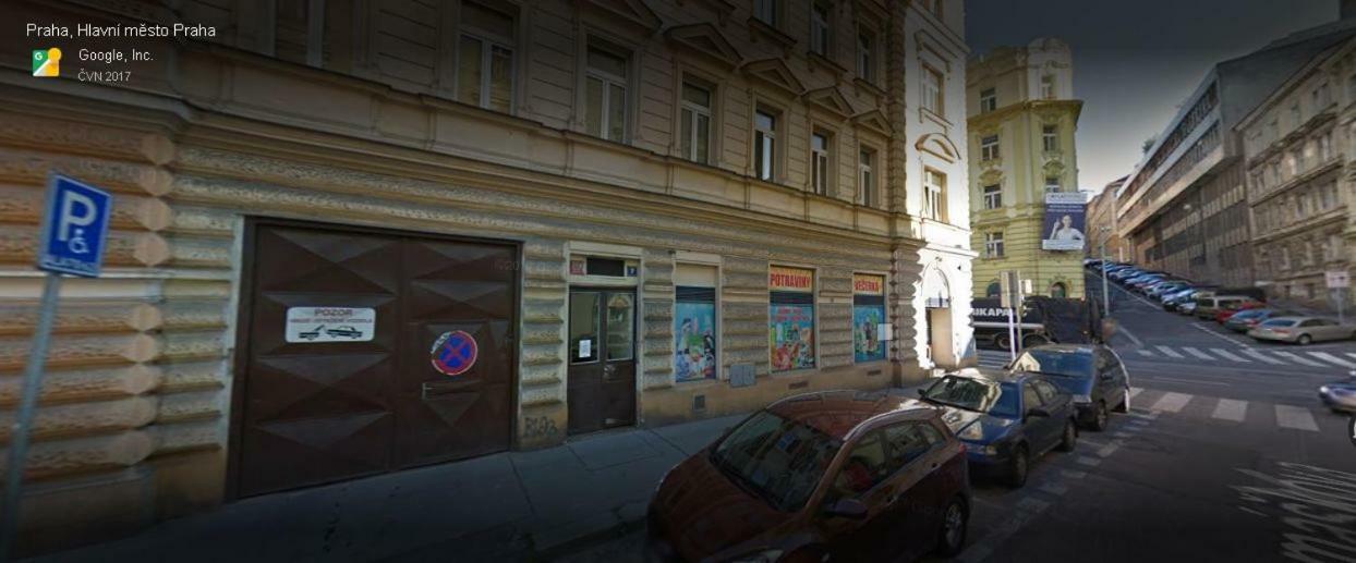Flat 18 Minutes From Vaclavske Namesti * Prag